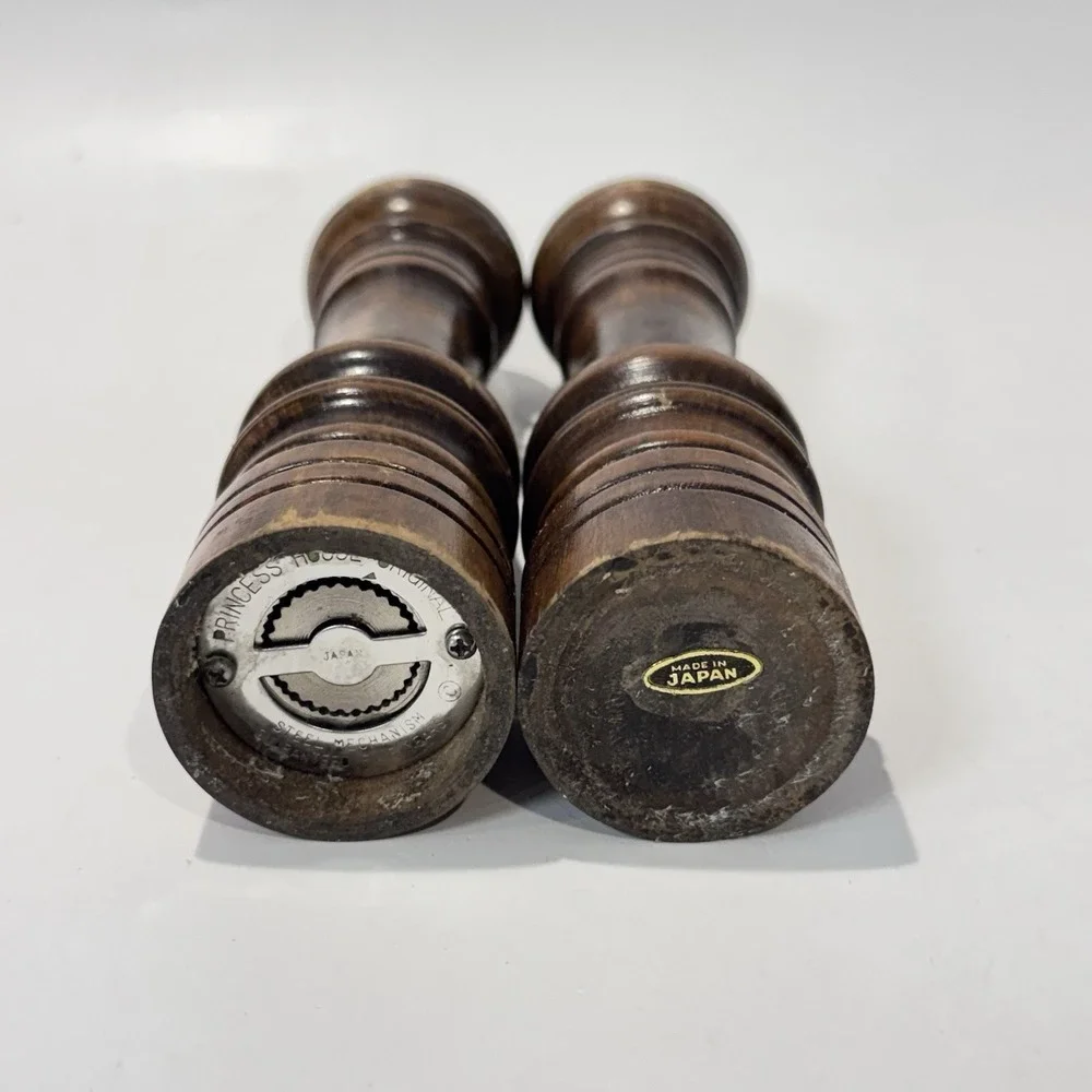 Vintage Princess House Wood Salt & Pepper Grinder Shaker Set Japan‎ Mid Century